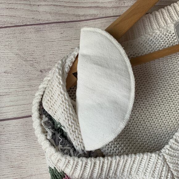 Vintage Jantzen Embroidered by Hand Sweater Floral V Neck Size Medium - Picture 8 of 14